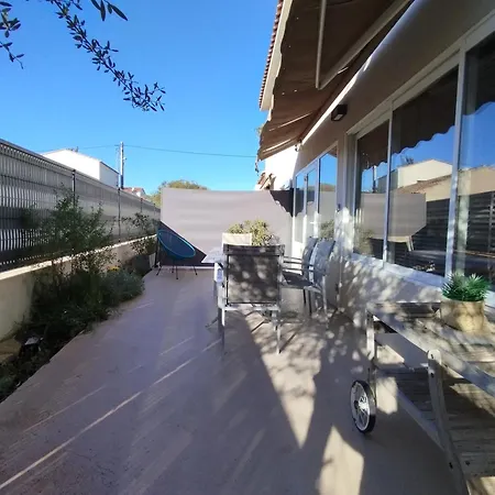 Les Palmiers, Maison Mitoyenne, Quartier Balneaire, Terrasses, Clim Hyères