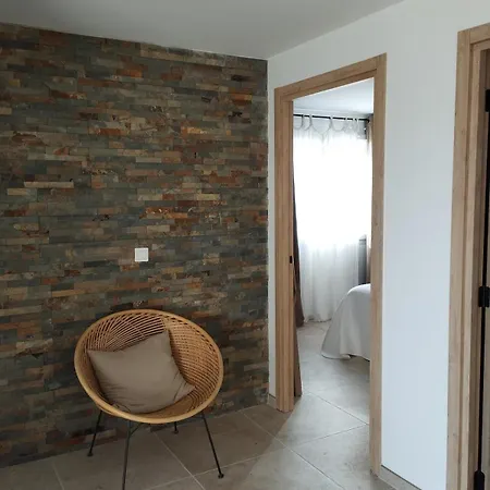 Nyaraló Les Palmiers, Maison Mitoyenne, Quartier Balneaire, Terrasses, Clim Hyères