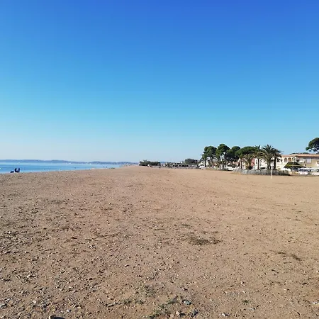 Les Palmiers, Maison Mitoyenne, Quartier Balneaire, Terrasses, Clim * Hyères